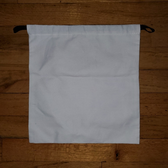 (3 for $15) Cuup drawstring pouch - Picture 3 of 3